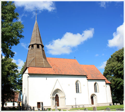 Atlingbo kyrka - foto: Bernt Enderborg