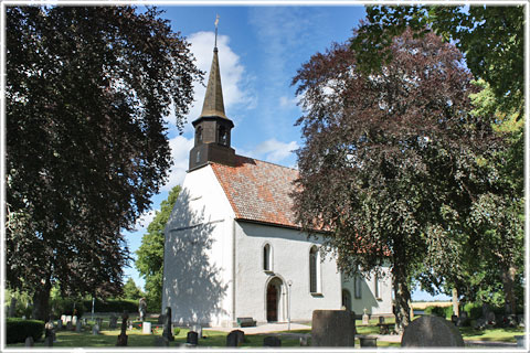 Björke kyrka - foto: Bernt Enderborg