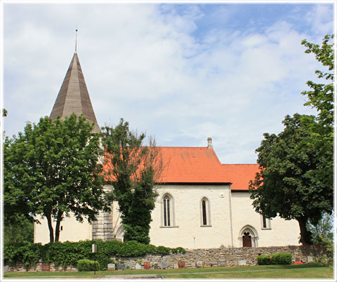 Bunge kyrka - foto: Bernt Enderborg