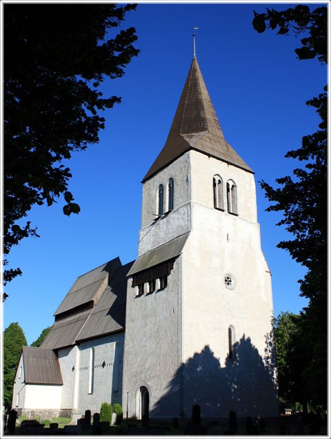 Gotland, Eskelhem kyrka - foto: Bernt Enderborg