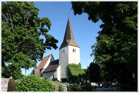 Fröjel kyrka - foto: Bernt Enderborg
