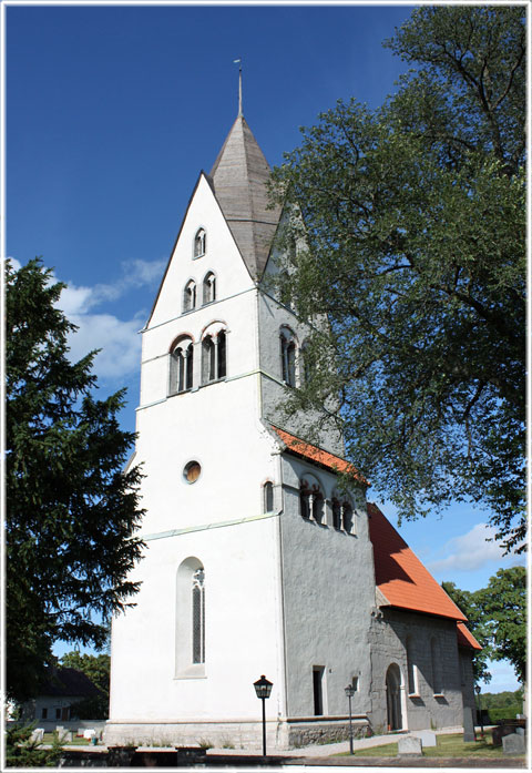 Vall kyrka - foto: Bernt Enderborg