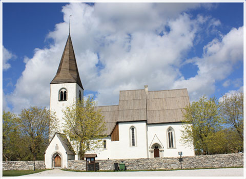 Vallstena kyrka - foto: Bernt Enderborg