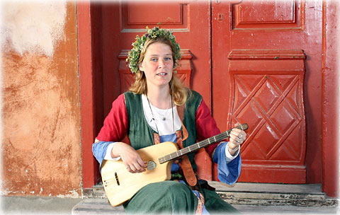 Gutalagens kvinnosyn på medeltiden - foto: Bernt Enderborg